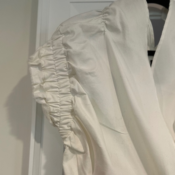 ZERO + MARIA CORNEJO White Vest w/ Gathered Sleeves & V Back Design - Size 10 - Picture 3 of 13